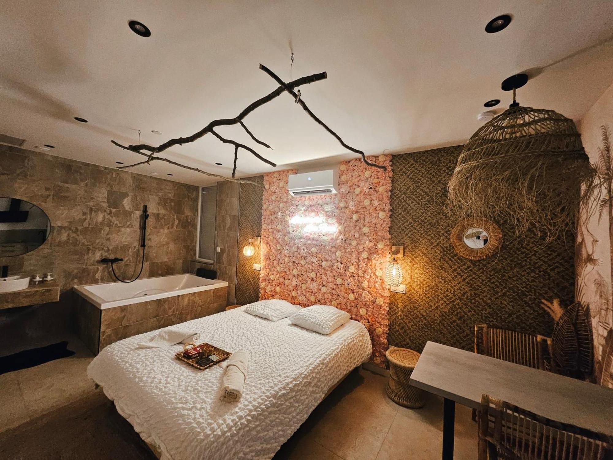 L'Experience Love Room Saint-Jean-Bonnefonds Exteriér fotografie